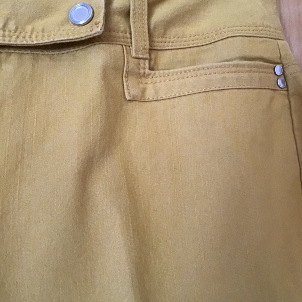 Pants - Picture 2 of 4